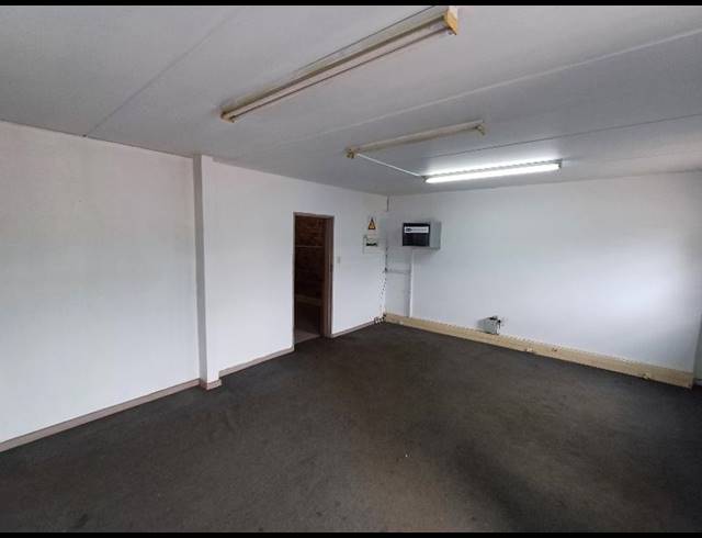 INDUSTRIAL PROPERTY TO RENT IN HENNOPSPARK